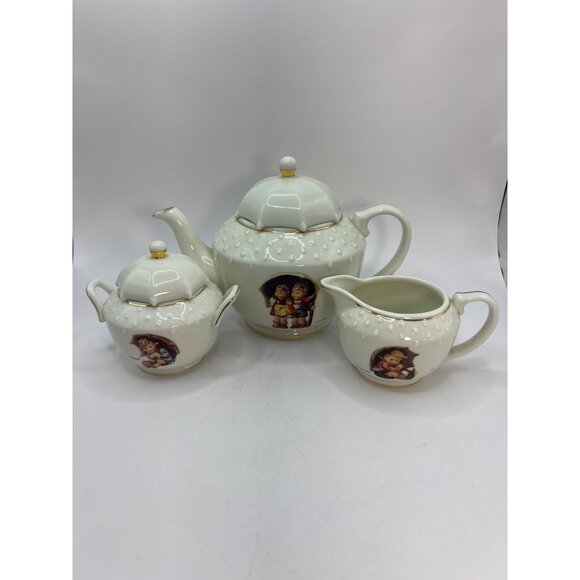 Hummel Danbury Mint Stormy Weather Tea Set Unbrella Boy Creamer, Umbrella Girl S - Picture 3 of 16
